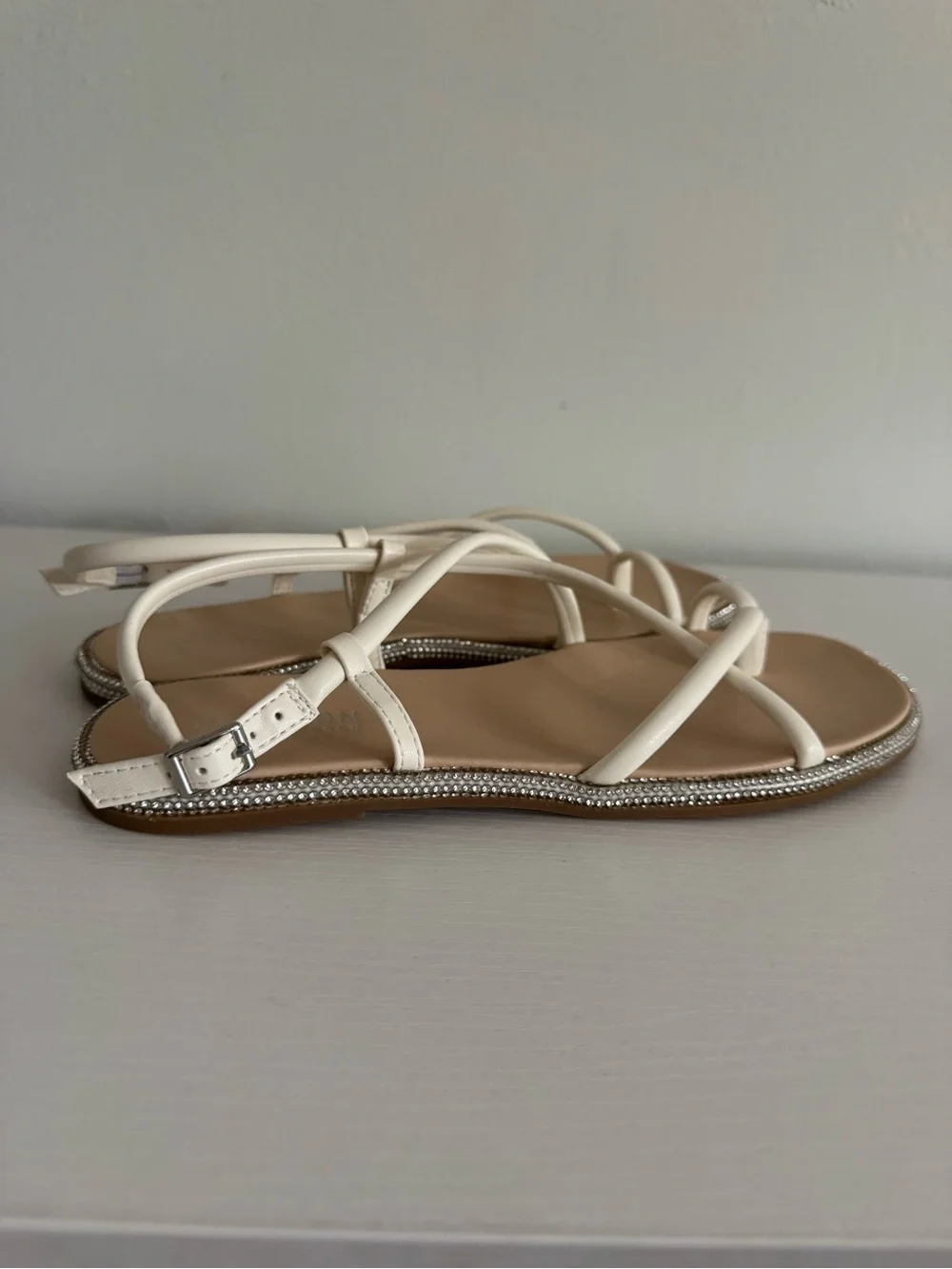 Kenneth Cole Reaction Ivory Strappy Rhinestone-Trim Sandals